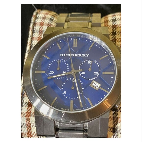 Burberry Men's Swiss Chronograph Gray Ion-Plated Stainless Steel Bracelet Watch - Picture 1 of 5